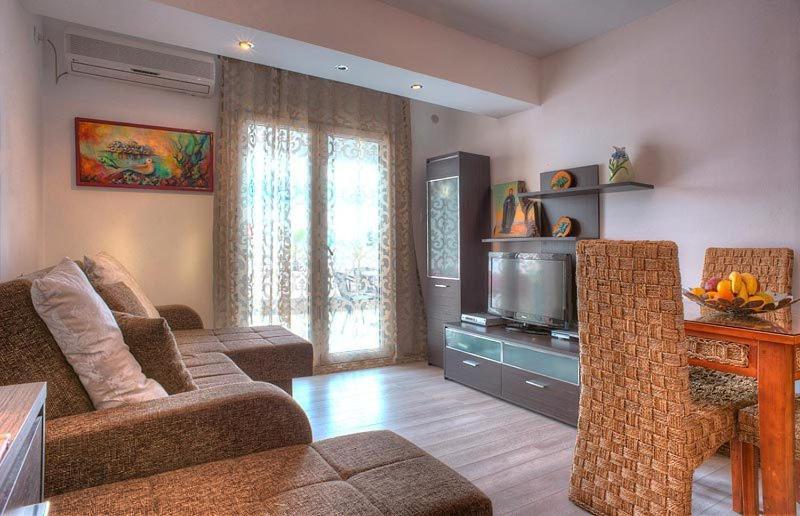 Seaside Apartments Petrovac Room photo